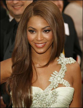 Beyonce Knowles' Hairstyle at 79th Oscar