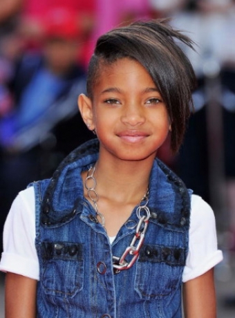 Pictures Of Willow Smith Hairstyles. Willow Smith Half-Shaven
