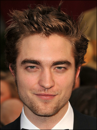 Robert Pattinsonhair on Robert Pattinson S Chic Hairstyle At Oscars 2009