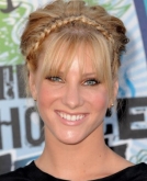 Heather Morris's Messy Updo With Braided Headband
