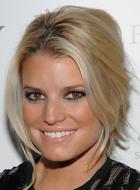 Jessica Simpson's Side Swept Updo Hairstyle